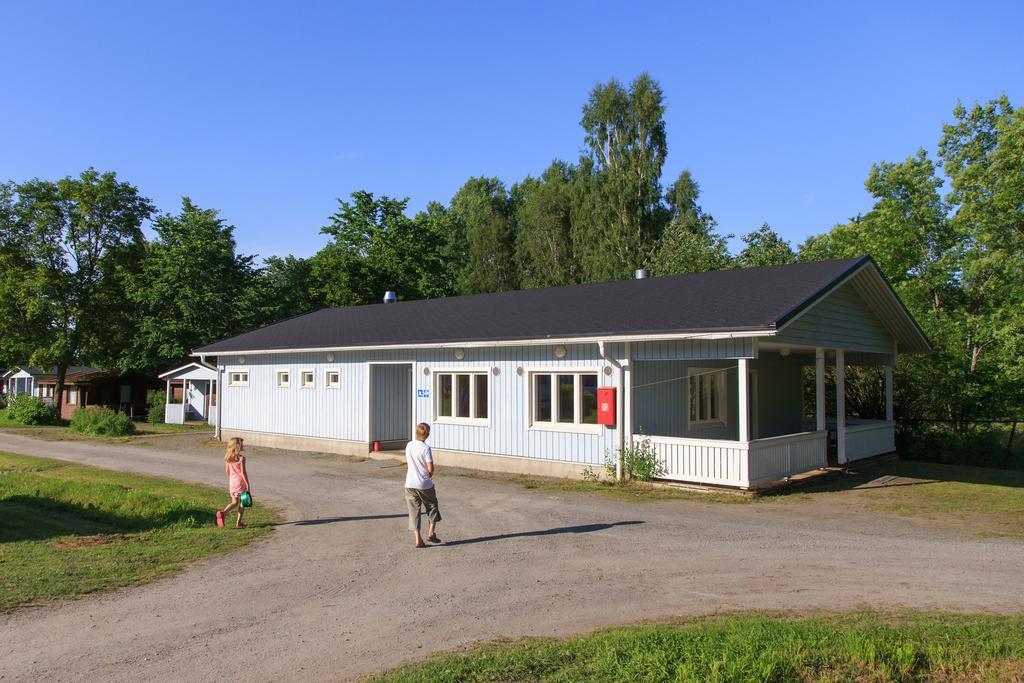 Tampere Camping Haermaelae Hotel Exterior photo